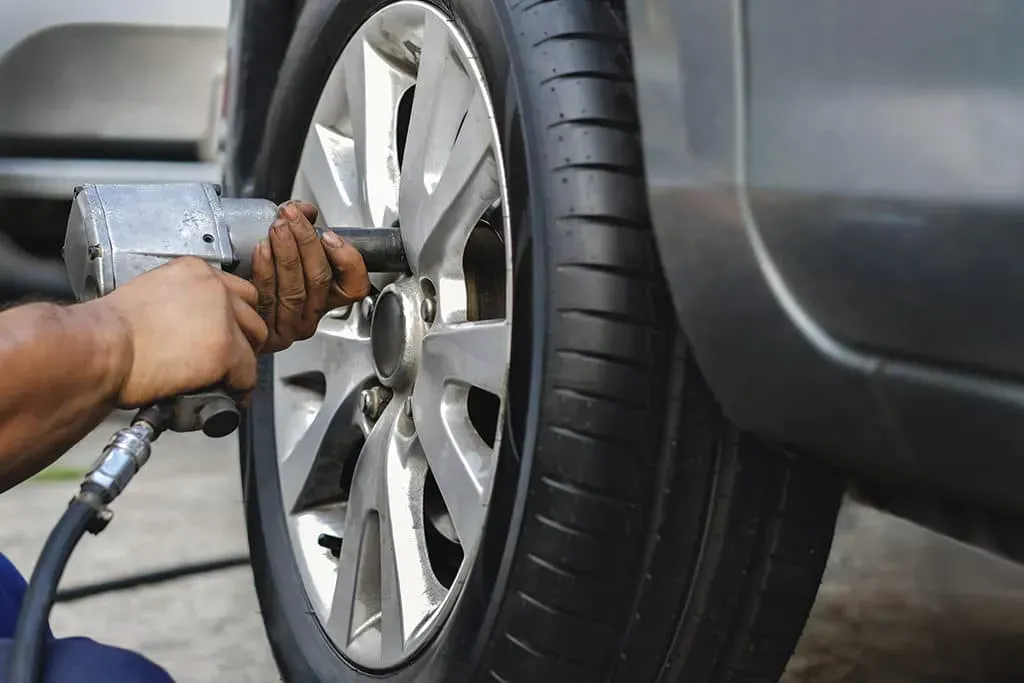 AA Mobile Tyre Fitting